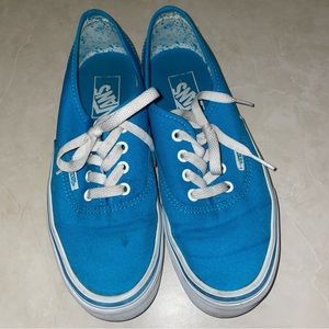 Blue lowtop vans size 7